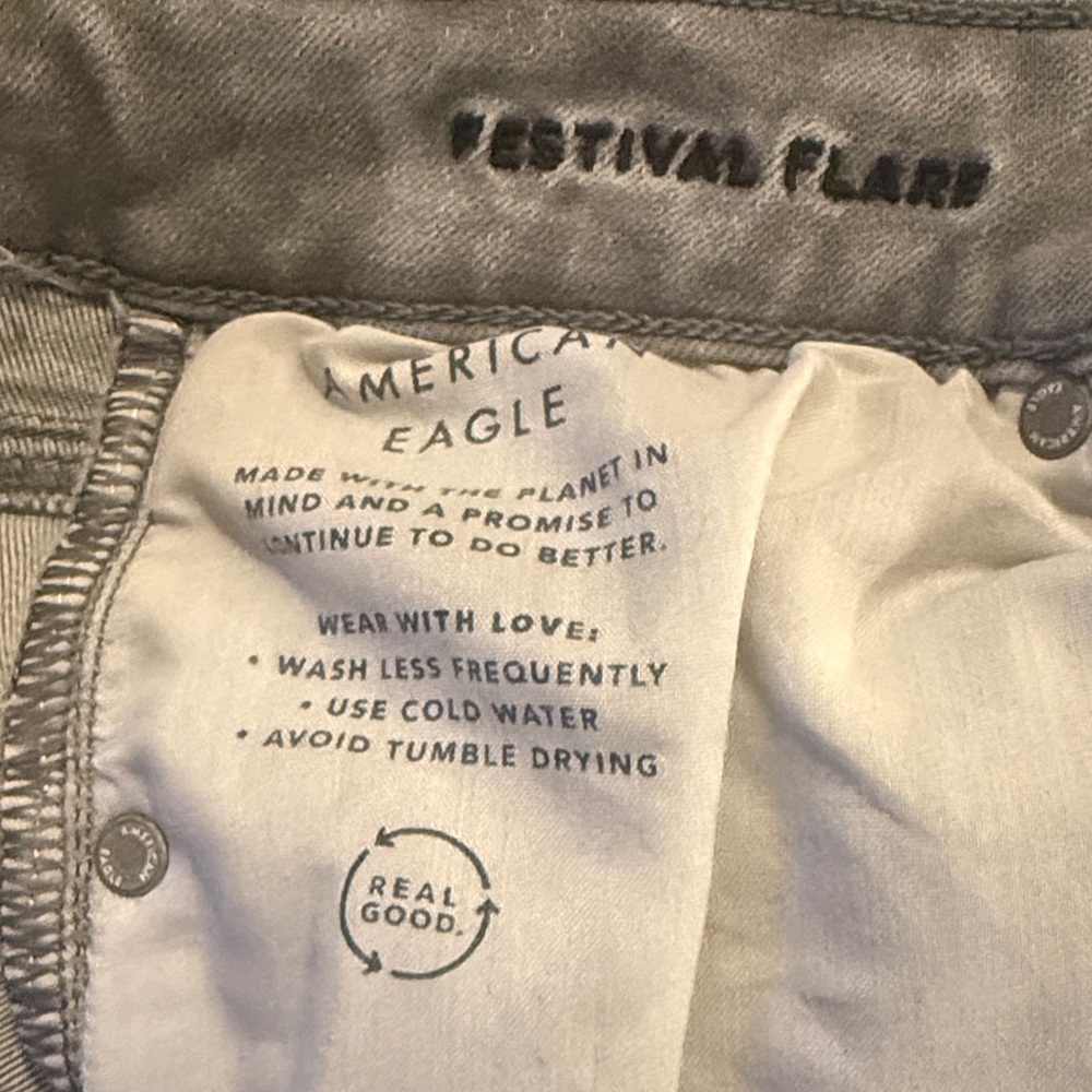 American Eagle Outfitters Women's Light Gray Next Level Stretch Flare Jeans 8S - Picture 4 of 11